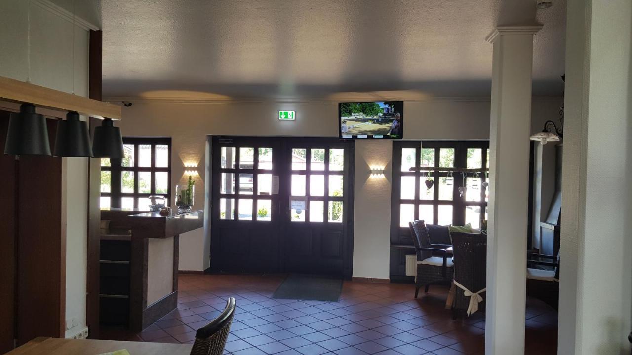 Landhotel Linden Am Venekotensee Niederkrüchten Екстериор снимка