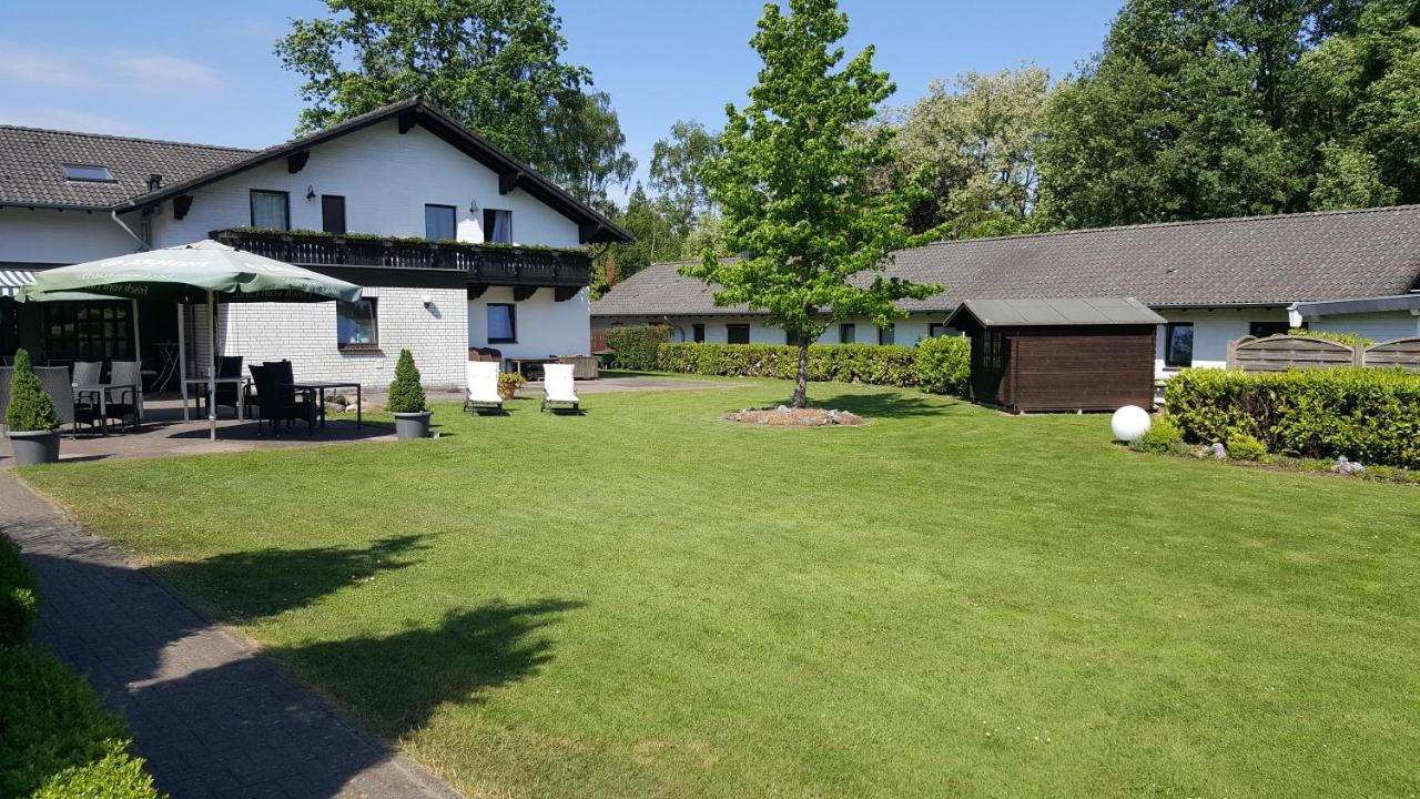 Landhotel Linden Am Venekotensee Niederkrüchten Екстериор снимка
