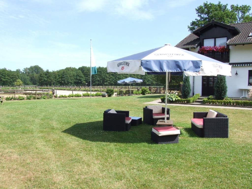 Landhotel Linden Am Venekotensee Niederkrüchten Екстериор снимка